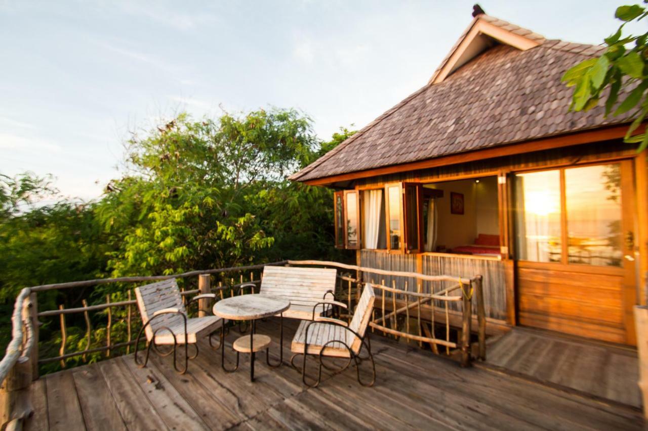 Готель Boa Hill Surf House Нембрала Екстер'єр фото